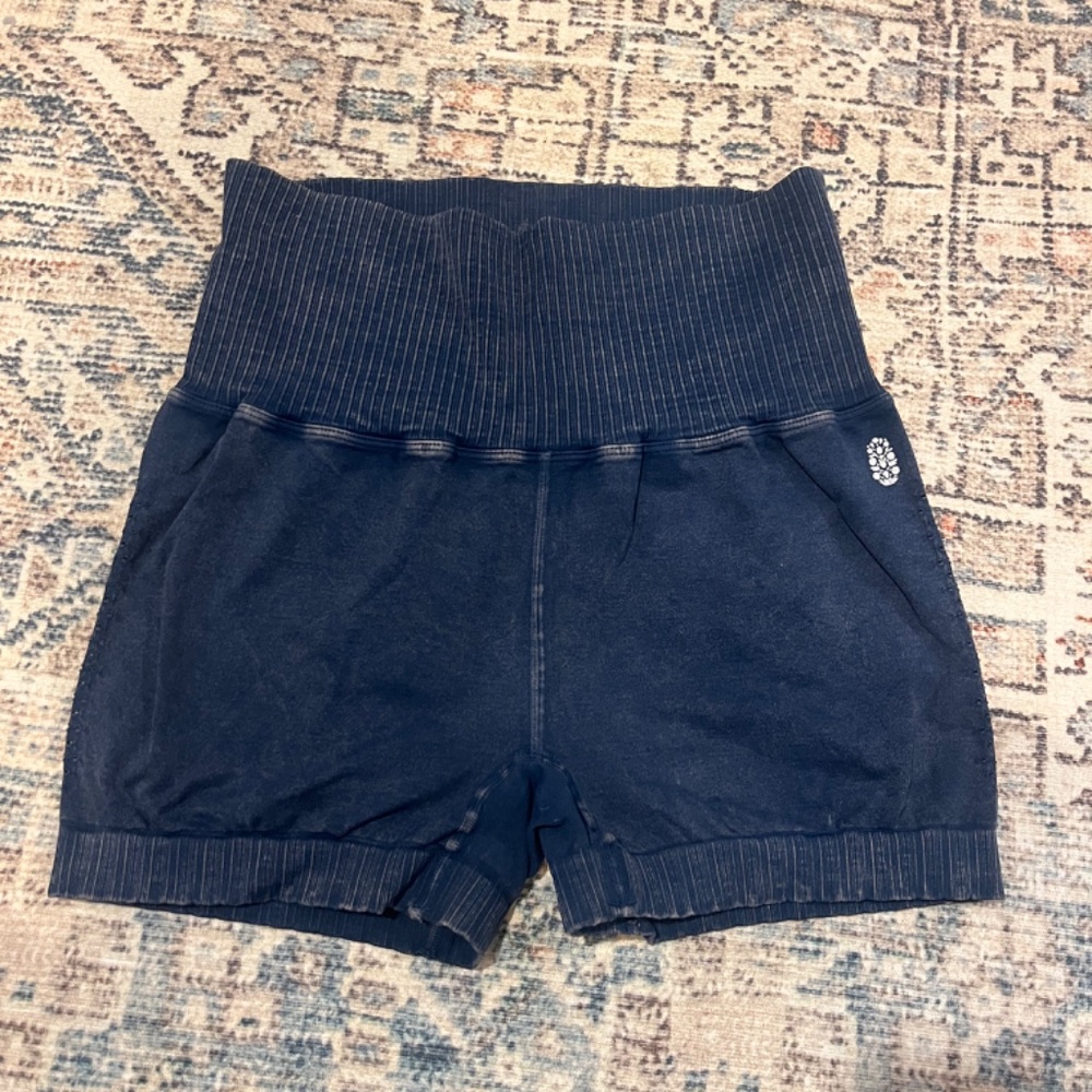 Free People Movement Good Karma Running Shorts in Navy Blue M/L